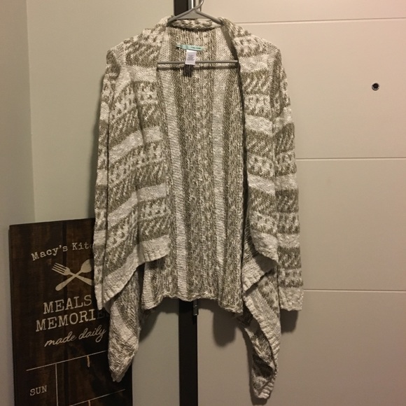 Maurices Sweaters - Maurice’s long sleeve sweater